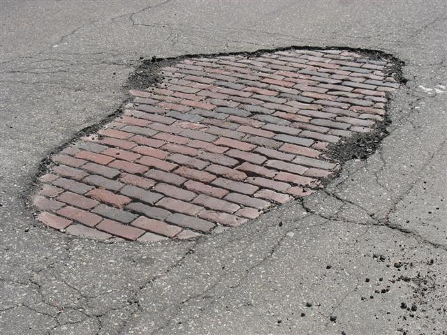 asfalt do naprawy dziur